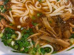 -湘人龙记老长沙米粉(鸟巢店)