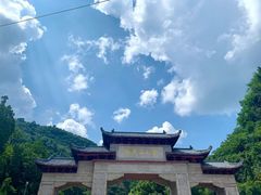 -黔灵山公园