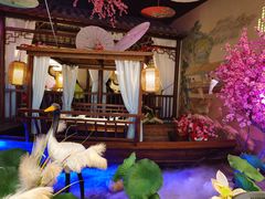 -韵秋荷(宝山龙湖天街店)