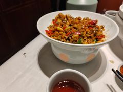 -江城小馆陕南妈妈菜·全球旅行餐厅(钟楼店)