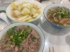 -犇逸·乐山跷脚牛肉·四川现炒(览海店)