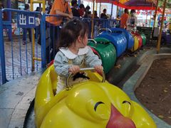 -顺德大良半月城游乐场