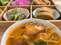 椰香咖喱时蔬面-轻蔬不用等·素食(江苏路店)