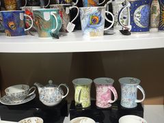 -LOL原创生活概念店(K11购物艺术中心店)