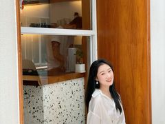 -Line 咖啡(石厦花园店)