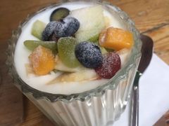 鲜果手工酸奶-素咫咖啡CLIFEROSE