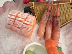 三文鱼刺身-世香全厨•日料·铁板烧(金桥店)