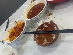 -独一佳老胡湘菜馆(矿山路店)