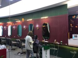 -银星女王公园发型艺术沙龙