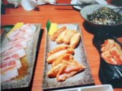 -山之屋炭火烧肉·生啤畅饮(大朗万科中央公园店)