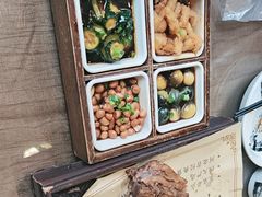 -东口码头·烧鸽子·鱼头泡饼·地方菜(金鹰悦城店)