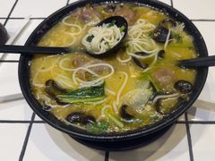 -肥汁米蘭香港米线(长宁来福士店)