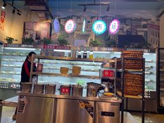 -马路边边串串香形象店(磐石路店)