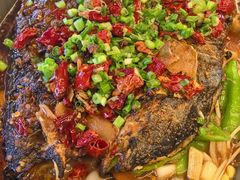 -何师烧烤Pro ·江湖川菜·小龙虾·精酿啤酒(太古里旗舰店)