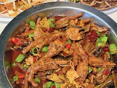 -丹水桥地锅鱼·翘嘴鲌·地方特色全鱼宴(丹江口大坝店)