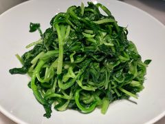 清炒豌豆尖-苏帮袁Sue Cuisine(来福士店)