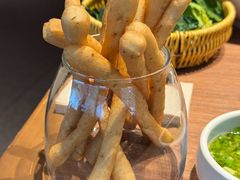 茴香小油条-巴奴毛肚火锅(京西大悦城店)