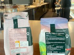 -星巴克臻选(北京凤凰汇店)