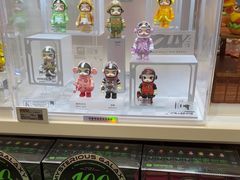 -泡泡玛特POPMART(海岸城店)
