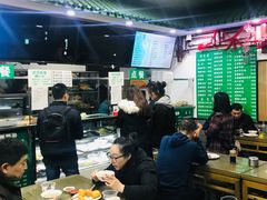 大堂-护国寺小吃(东四店)