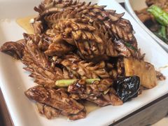 -梅飞酒家(名辉豪庭店)