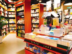 -西西弗书店&矢量咖啡(凯德晶萃广场店)