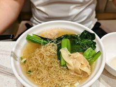 -香港新发烧腊茶餐厅(水围店)