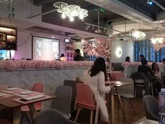 -樱花里音乐餐吧·牛扒椰子鸡(东圃店)