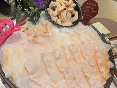 加拿大象拔蚌-協成海鮮火鍋(老店)