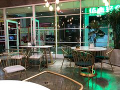 露天位-鲜果盒子(会展店)