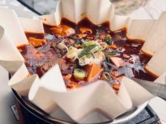 -穹六人间 people 6(岳阳路店)