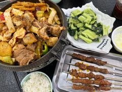 -撒拉人家.酸菜牦牛肉火锅