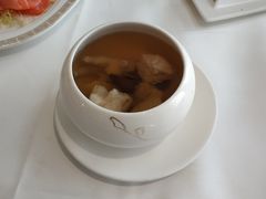 黑金蒜炖肉汁-广州塔晖粤轩中餐厅