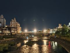 -四条大桥