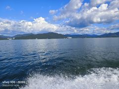 -黄山太平湖风景区