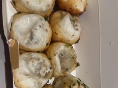 -老西白点心店