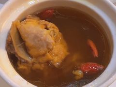 莲子麦冬龙尾汤-老洋房花园饭店(绍兴路店)