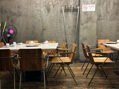 -肥仔文澳门猪骨煲(南京西路店)