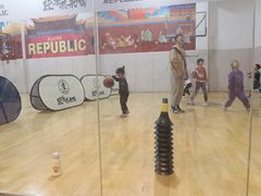 -玩家共和国篮球俱乐部