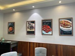 -巷子里小酒馆(繁荣路店)