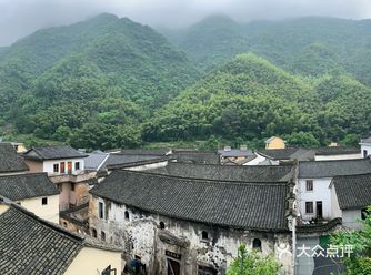好基友周五晚上8点告诉我要来一场说走就走的旅行
