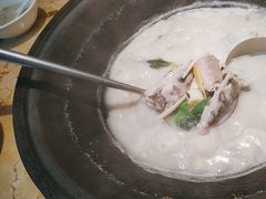 -陈大锅·岳阳鱼馆·地道岳阳菜(美食街店)