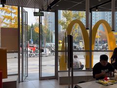 -麦当劳(北苑秋实路店)