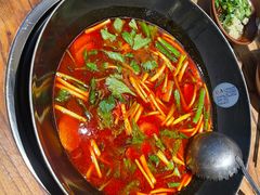 -贵厨酸汤牛肉(汇金星力城店)