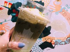 开心果冰拿铁-Tims天好咖啡·贝果(东方广场店)
