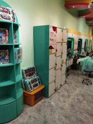 -爆米花儿童美发乐园