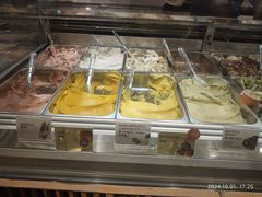-VENCHI 闻绮(上海佛罗伦萨小镇店)