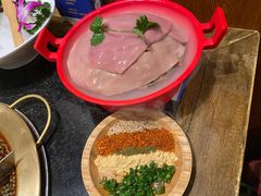 -周师兄大刀腰片火锅(洪崖洞旗舰店)