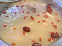 -光头药膳鸡(莱茵小镇店)