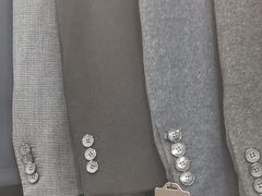 -吴志坚洋服店(贵都邻里中心店)